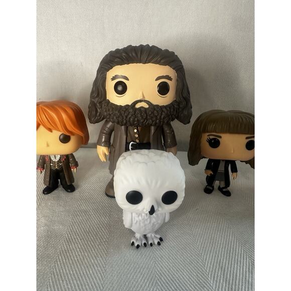 Harry Potter funko pop lot (7) Harry, Hermione, Ron, Hagrid, Dumbledore, More - Picture 5 of 6